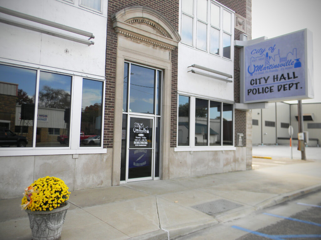 Photo of City Hall located at 55 W. Cumberland Street in Martinsville, Illinois.